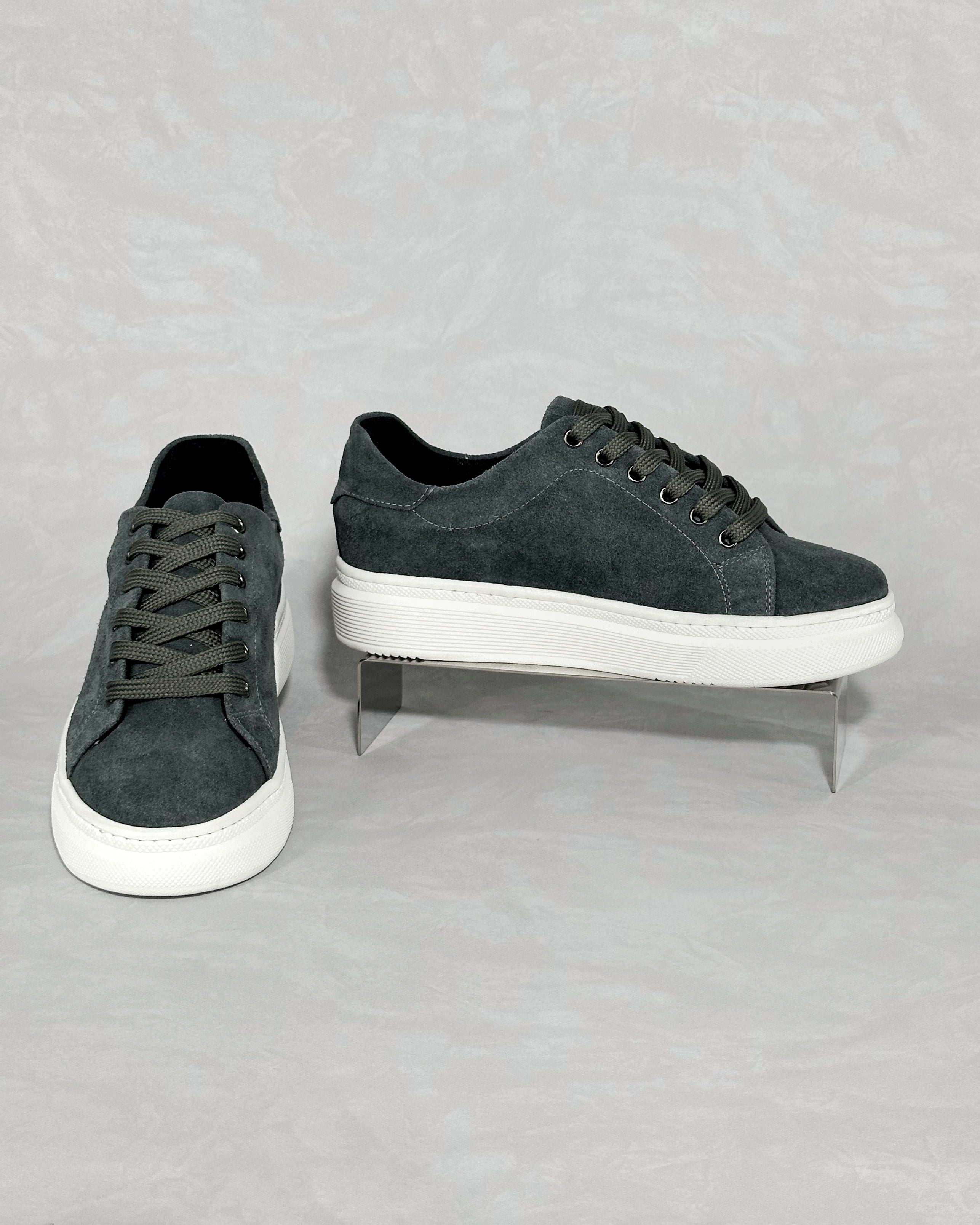 Tenis Cuzco Gris Oscuro